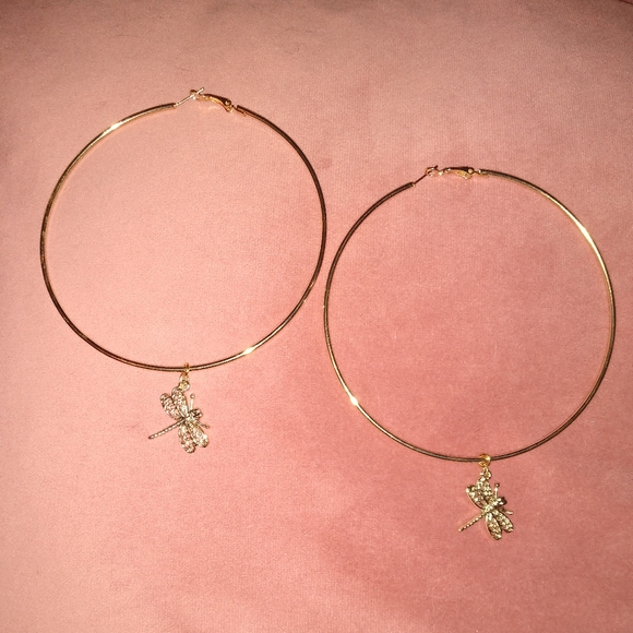 Huge Dragonfly Hoops Oversized Gold XL Hoop Earrings Dangle Charms Dragonflies - Picture 4 of 8